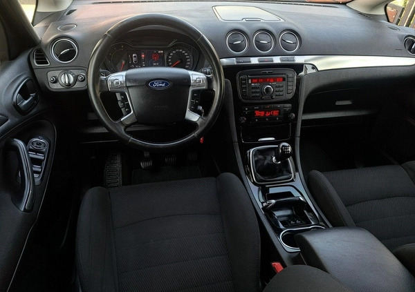 Ford S-Max cena 39900 przebieg: 259121, rok produkcji 2011 z Olsztyn małe 254